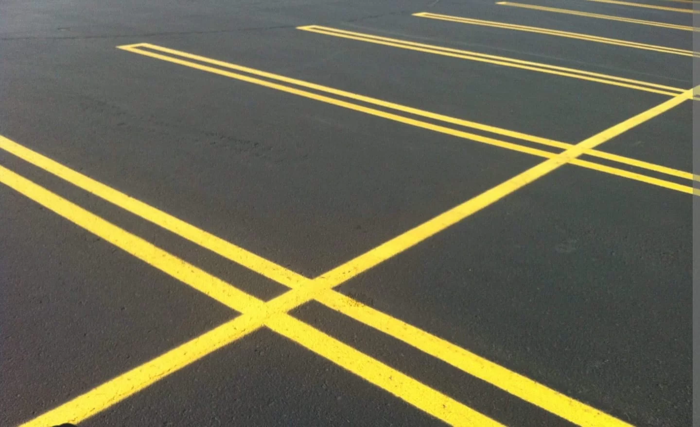 Marquage de lignes stationnement Montréal